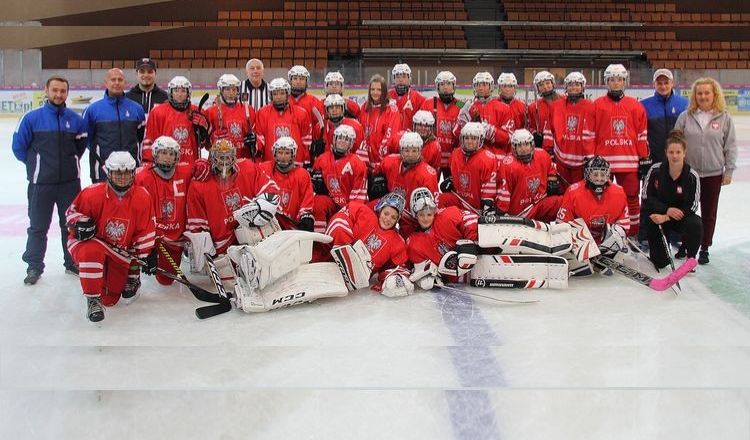Reprezentacja U18 kobiet: Trzy przegrane naszych juniorek na turnieju w Zlinie