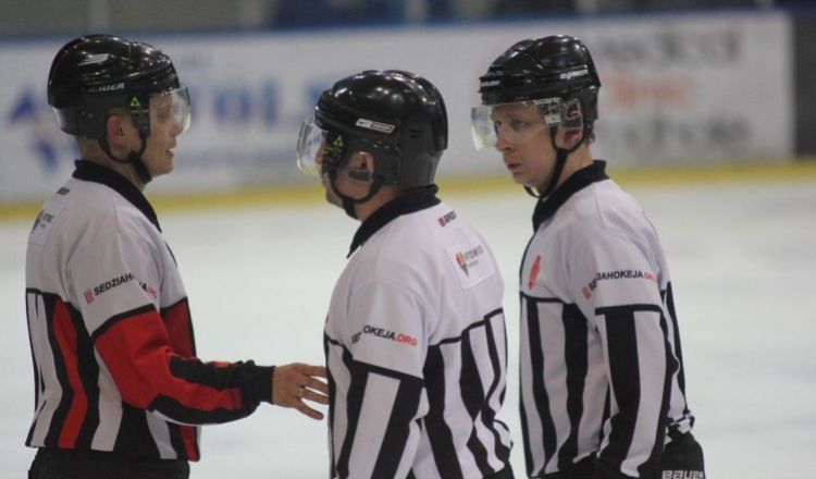 Nowe przepisy gry w PHL i turniejach IIHF (WIDEO)